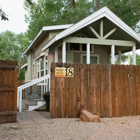 #18 Edge Of The Desert Sorrel River Cabin